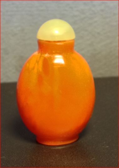 Chinese Snuffbottle Glas Orange 19.Jh.