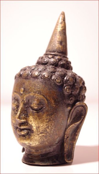 Alter Buddha Bronze Kopf aus Thailand mit Blattgoldresten , 19. Jh