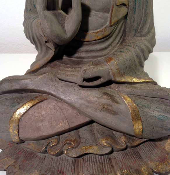 Antiker Buddha auf Lotusthron aus Thailand / 19. Jh.