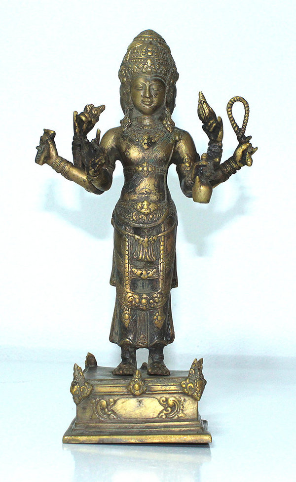 Indische Gottheit Dattatrya Statue, stehend 19.Jh
